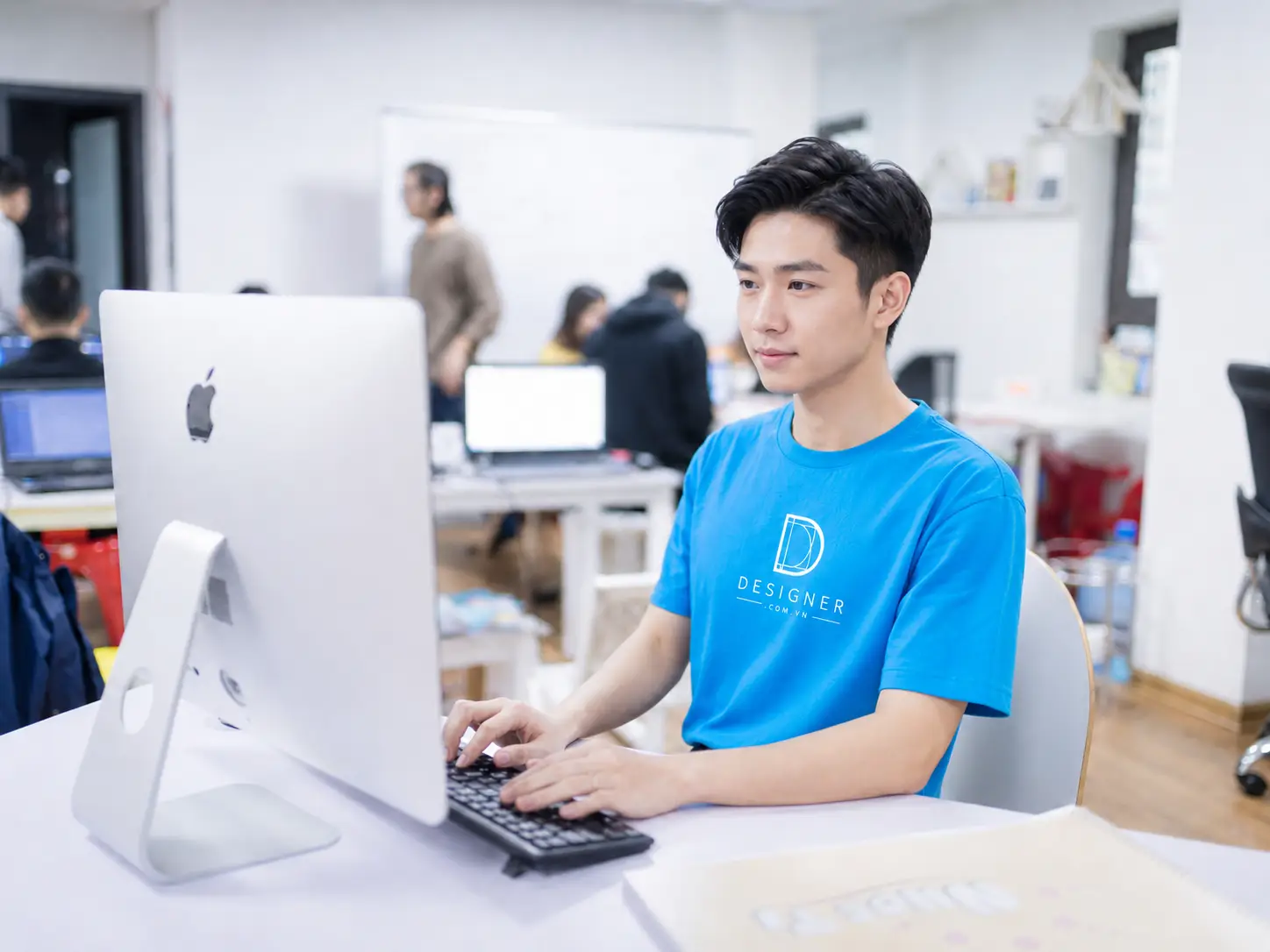 Hình ảnh hoạt động Designer Group — ĐÀO TẠO BÀI BẢN