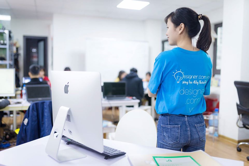 Nhan su designer viet nam